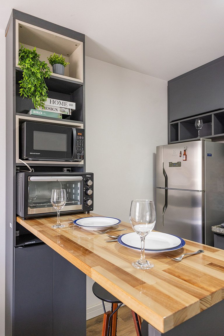 Apê Confortável 1 dorm. República | Vaga e Piscina