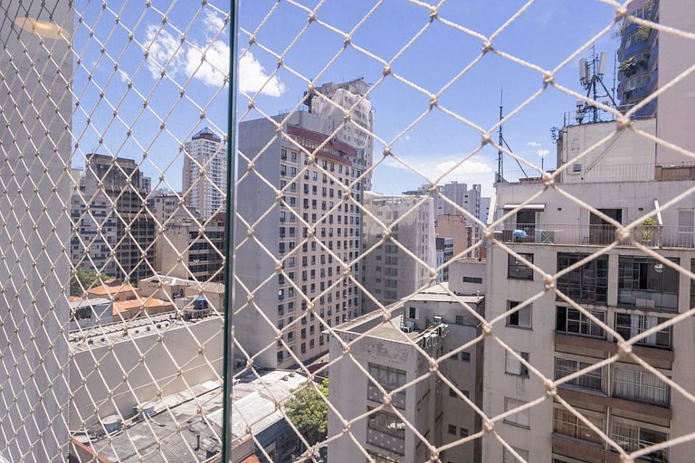 Apê Confortável 1 dorm. República | Vaga e Piscina