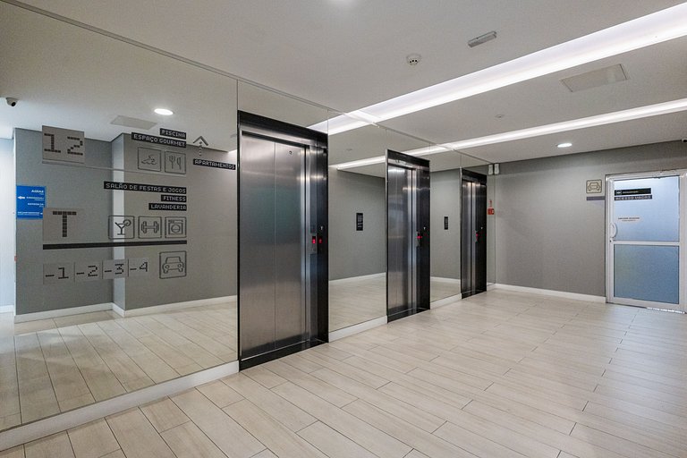 Apê Confortável 1 dorm. República | Vaga e Piscina