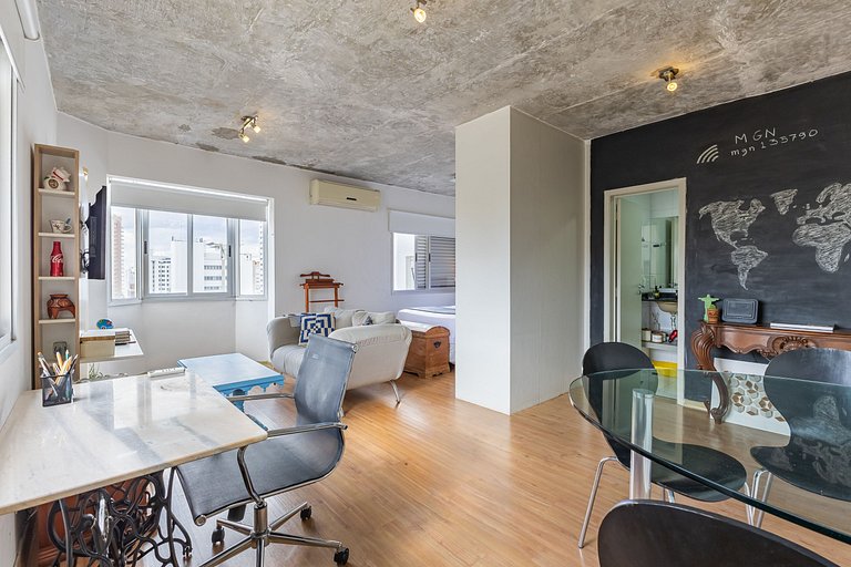 Belo Apê Vila Nova Conceição c/ Piscina, Vaga e AC