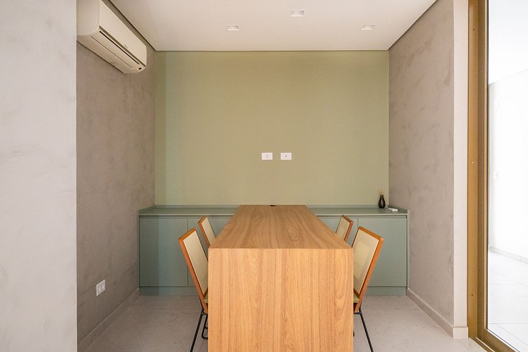 Belo Apê Vila Nova Conceição c/ Piscina, Vaga e AC