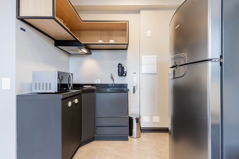 Studio Charmoso na Vila Madalena a 500m do metrô