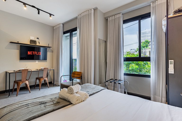 Studio Charmoso na Vila Madalena a 500m do metrô