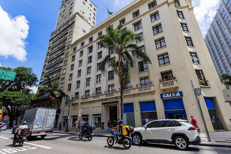 Studio moderno localizado no Centro Histórico SP