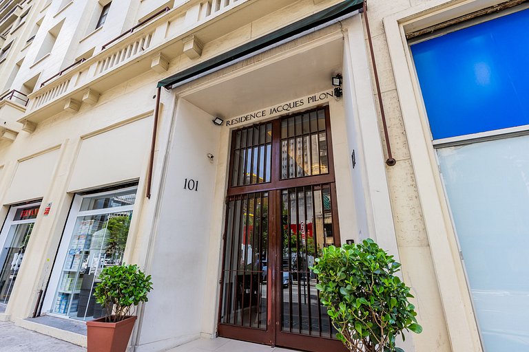 Studio moderno localizado no Centro Histórico SP