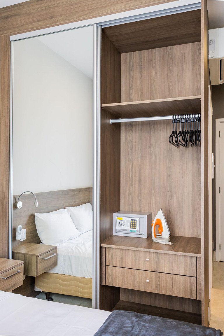 Studio moderno localizado no Centro Histórico SP