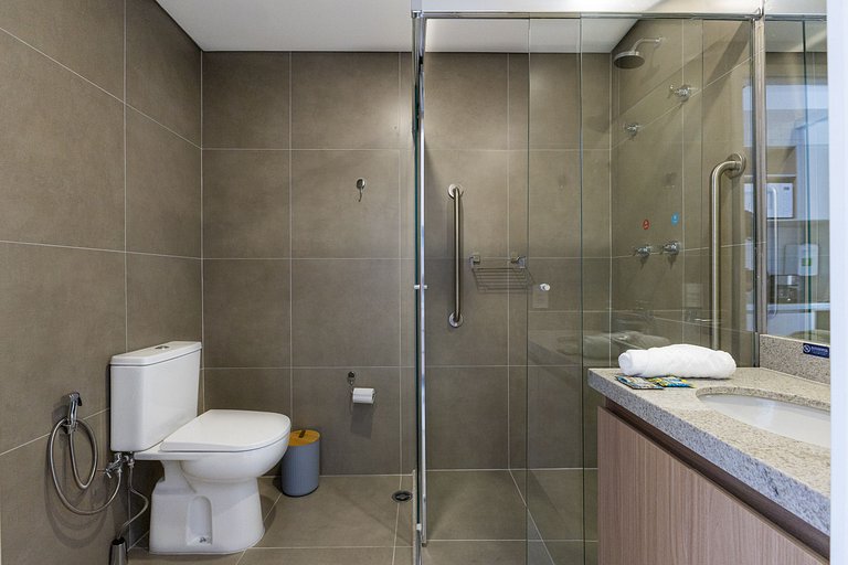 Studio moderno na Liberdade | AC + Piscina