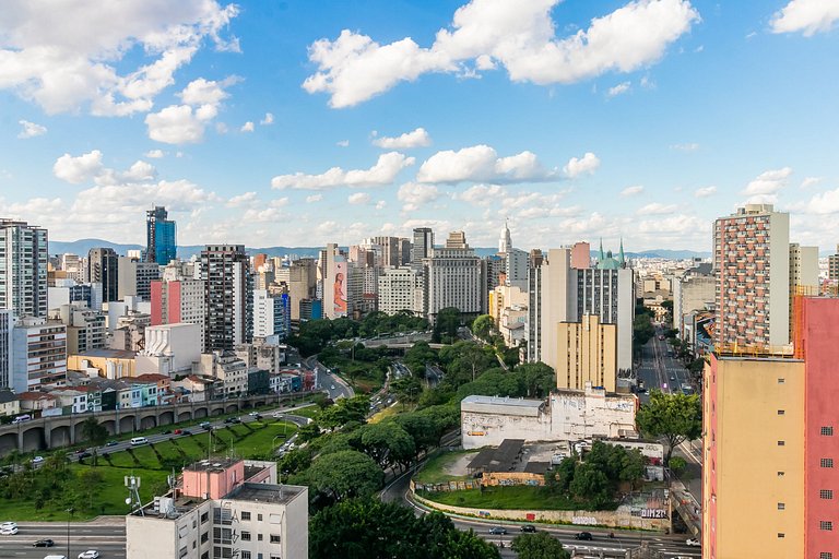 Studio moderno na Liberdade | AC + Piscina