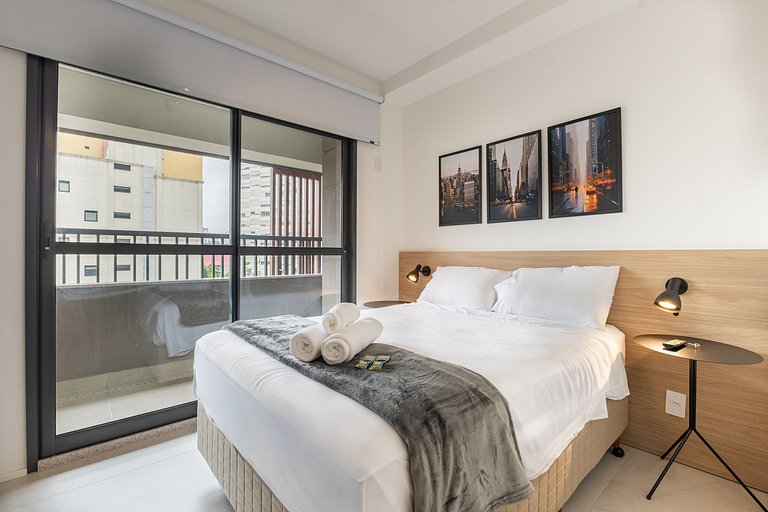 Studio moderno na Liberdade | AC + Piscina