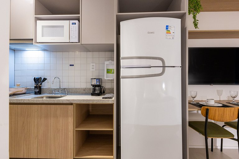 Studio moderno na Liberdade | AC + Piscina