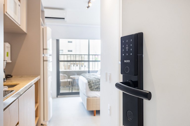 Estiloso Studio na Liberdade | Piscina no rooftop