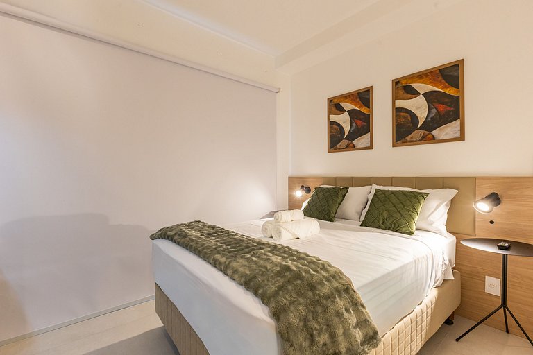 Estiloso Studio na Liberdade | Piscina no rooftop