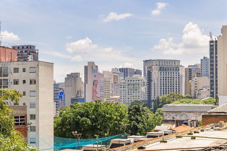 Estiloso Studio na Liberdade | Piscina no rooftop