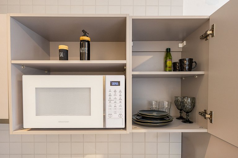 Estiloso Studio na Liberdade | Piscina no rooftop