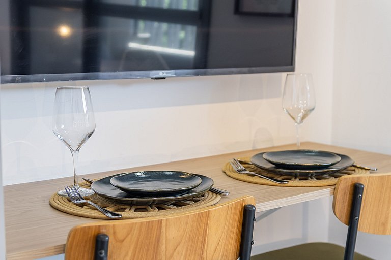 Estiloso Studio na Liberdade | Piscina no rooftop