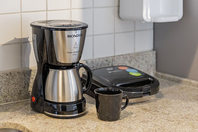 Estiloso Studio na Liberdade | Piscina no rooftop