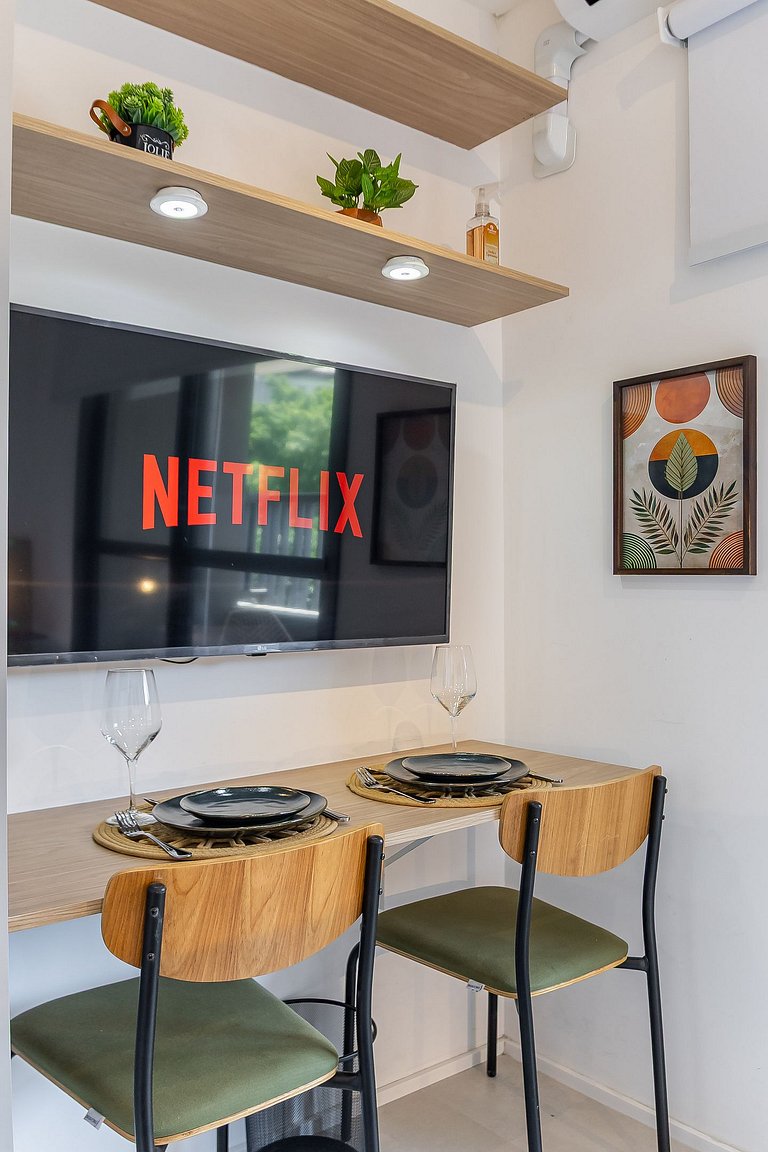 Estiloso Studio na Liberdade | Piscina no rooftop