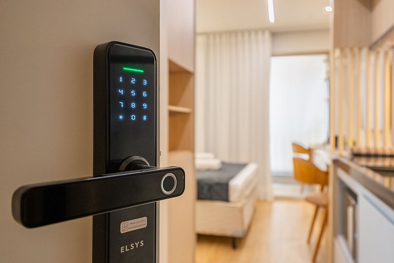 Studio novíssimo no coração de Pinheiros | Delfhy