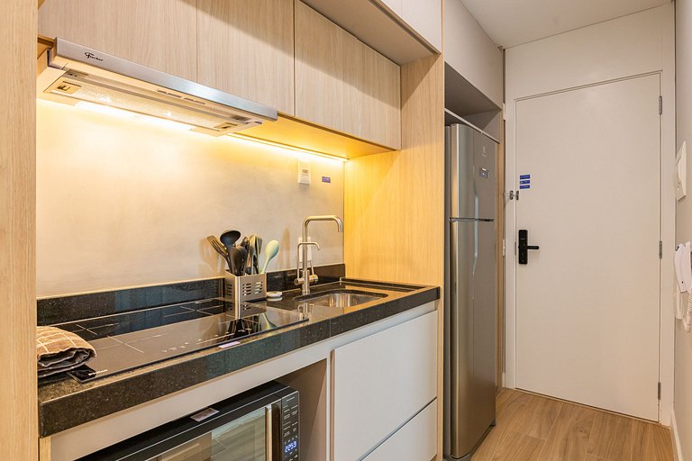 Studio novíssimo no coração de Pinheiros | Delfhy