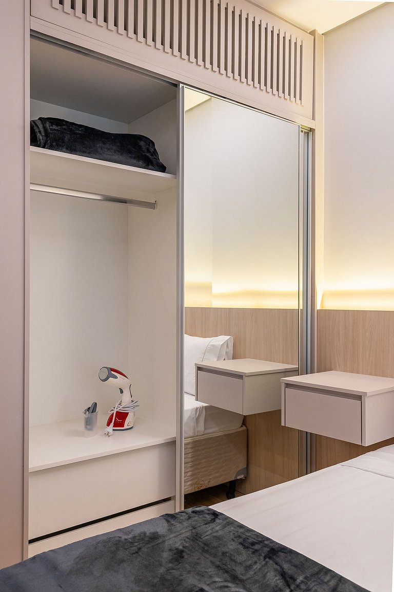 Studio novíssimo no coração de Pinheiros | Delfhy