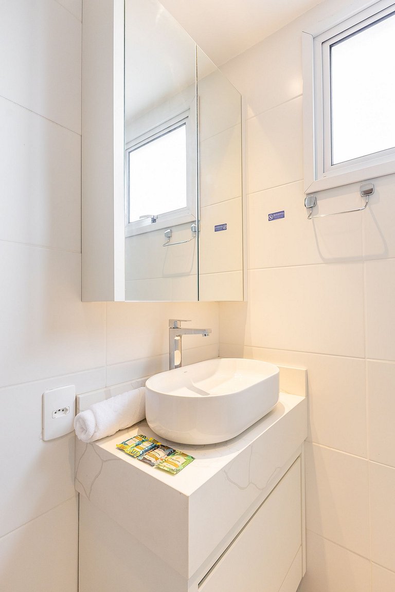 Sofisticado apê com 1 dormitório em Moema