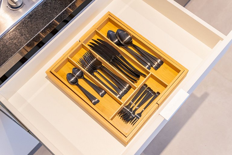 Sofisticado apê com 1 dormitório em Moema