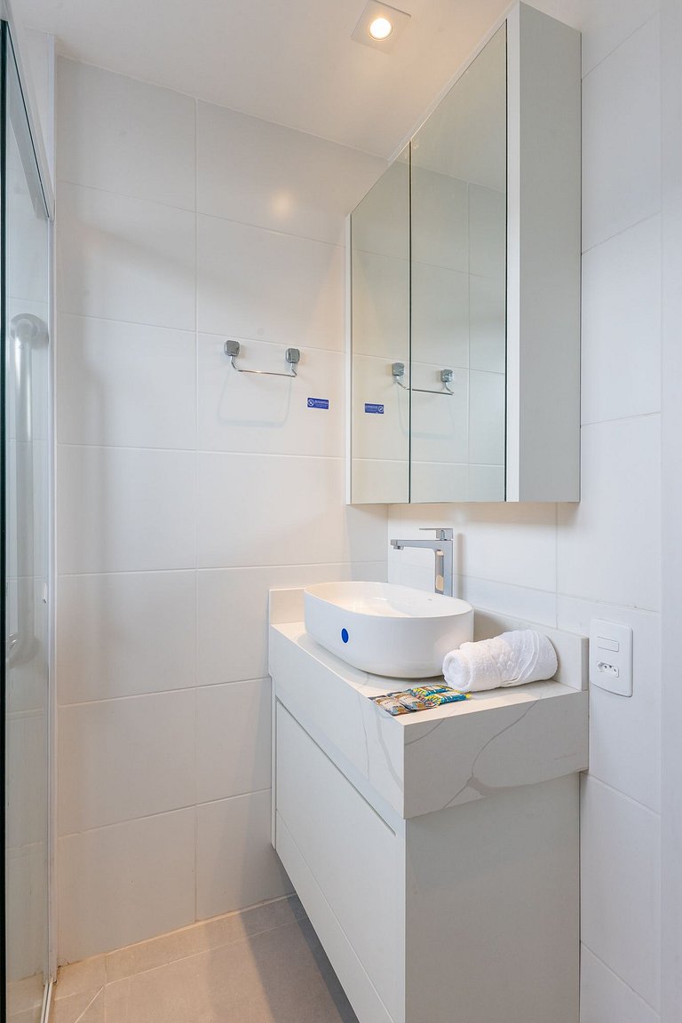 Apê Moderno com 1 quarto em Moema
