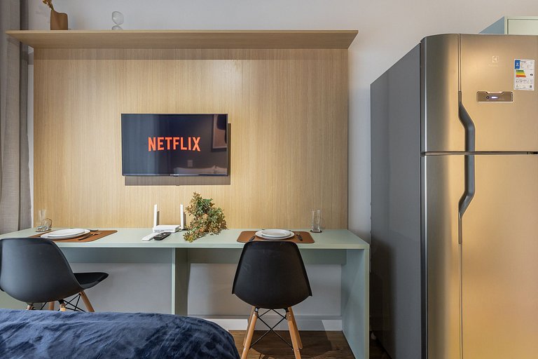 Studio Vila Madalena | Rooftop + Varanda + AC