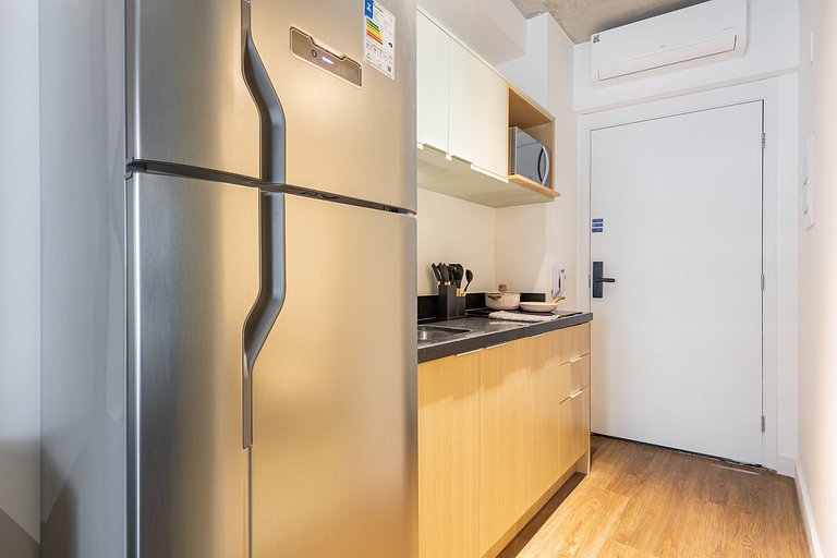 Studio Vila Madalena | Rooftop + Varanda + AC