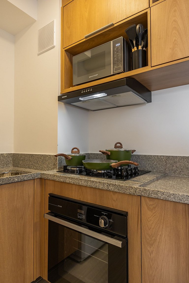 Moderno apartamento de 2 quartos em Moema