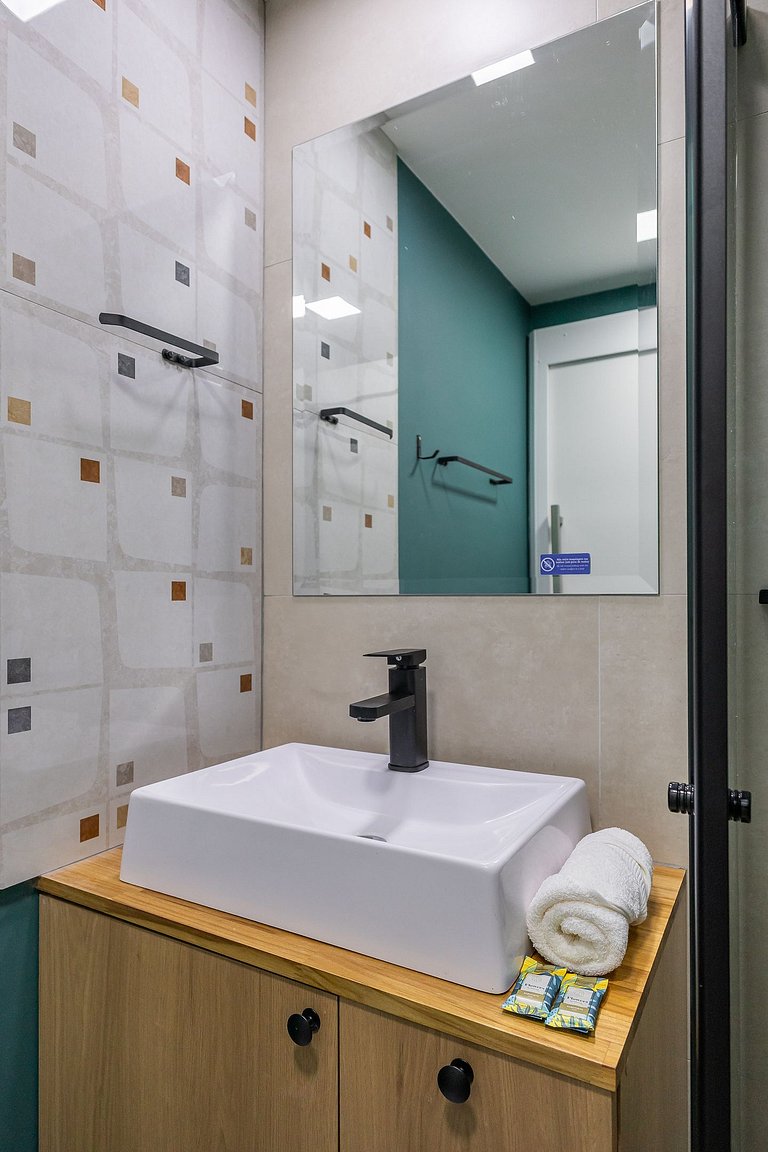 Belo Studio com AC com ótima localização Brooklin