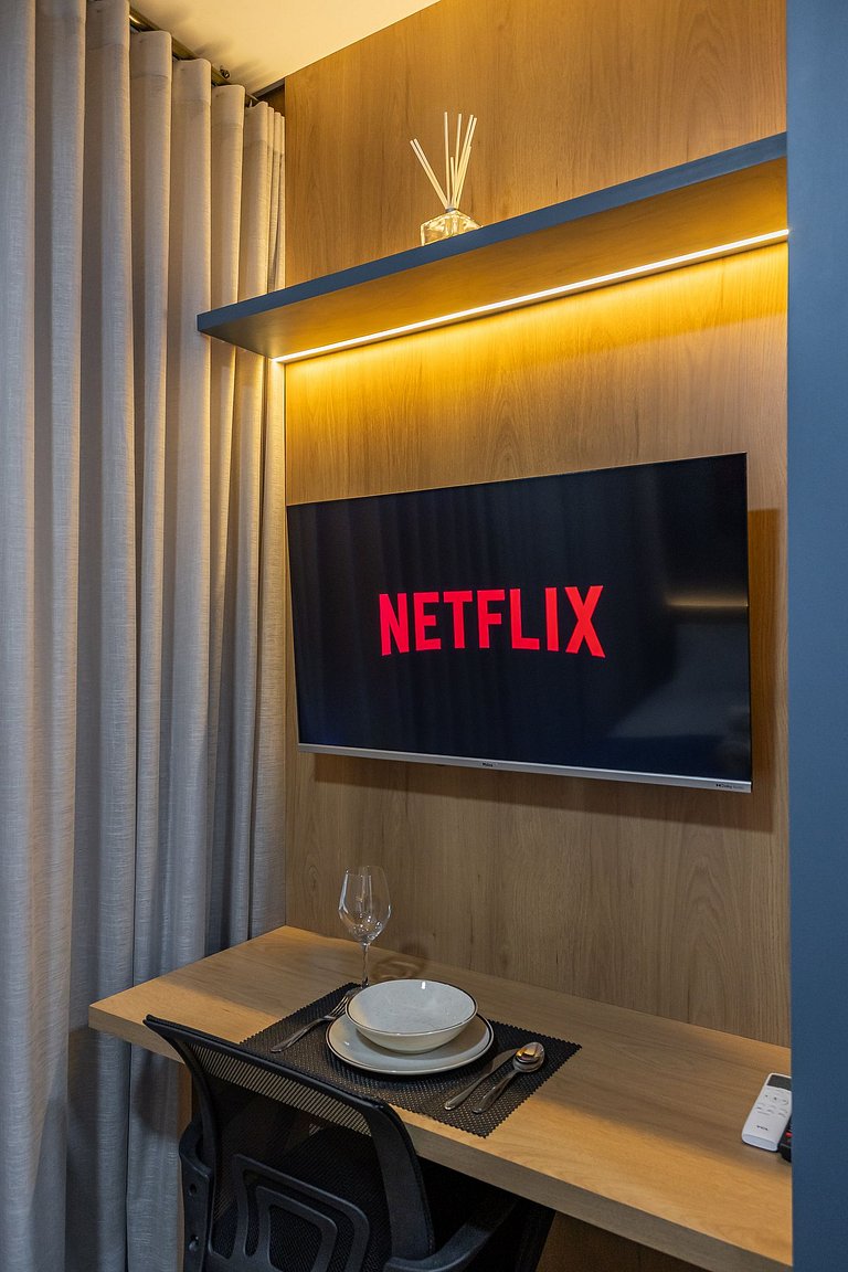 Belo Studio com AC com ótima localização Brooklin