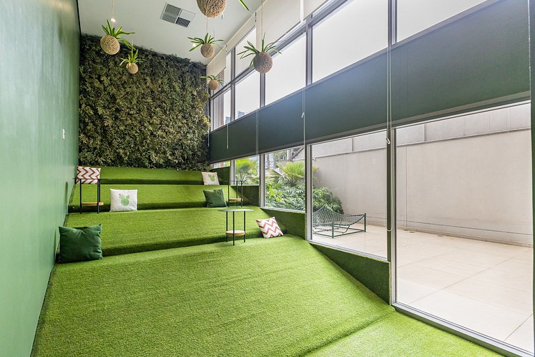 Elegante studio com varanda na Vila Clementino