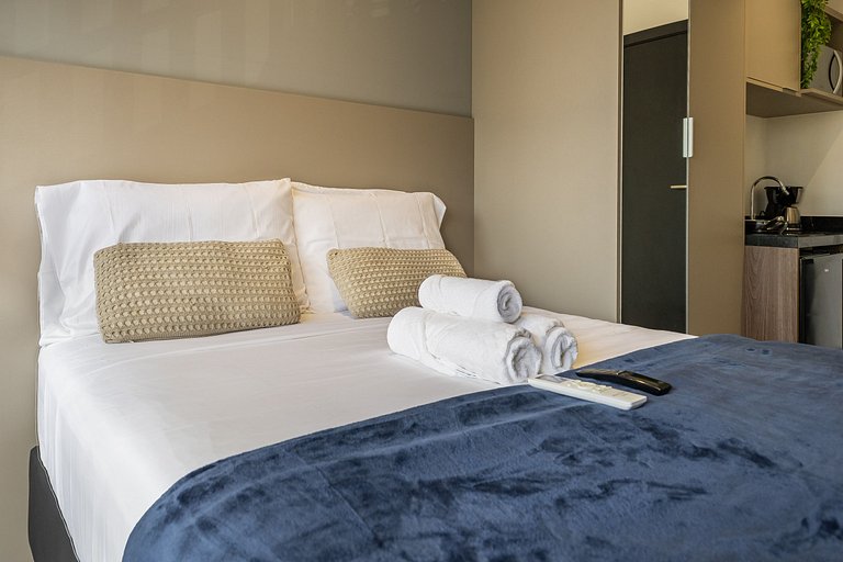 Elegante studio com varanda na Vila Clementino