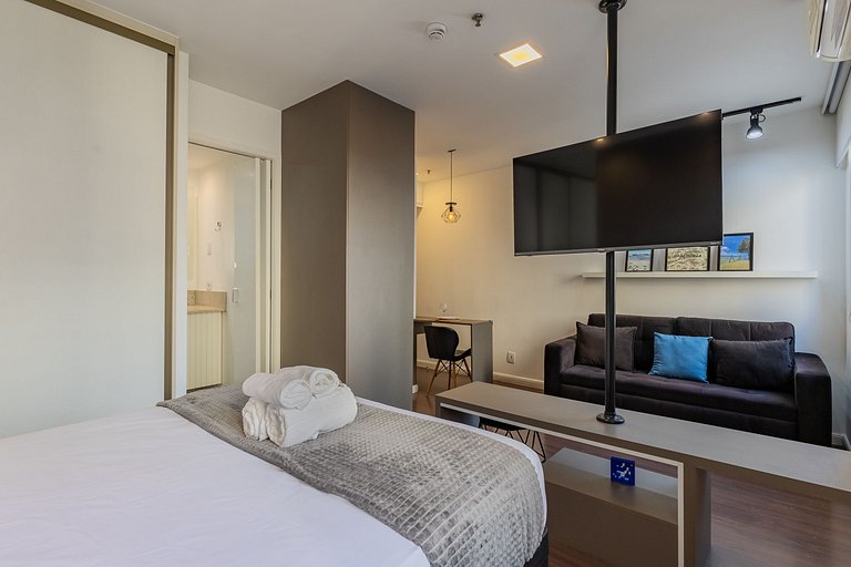 Flat moderno em hotel na Vila Olímpia com vaga