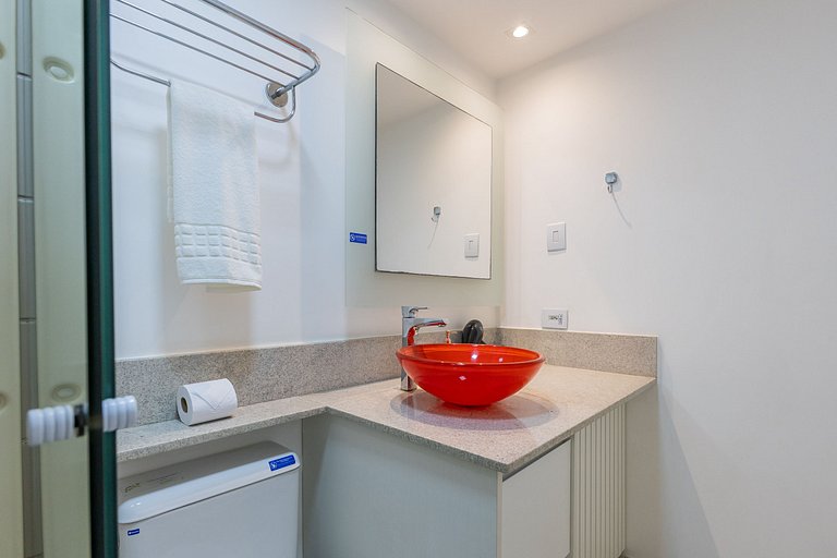 Flat moderno em hotel na Vila Olímpia com vaga