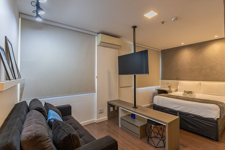 Flat moderno em hotel na Vila Olímpia com vaga