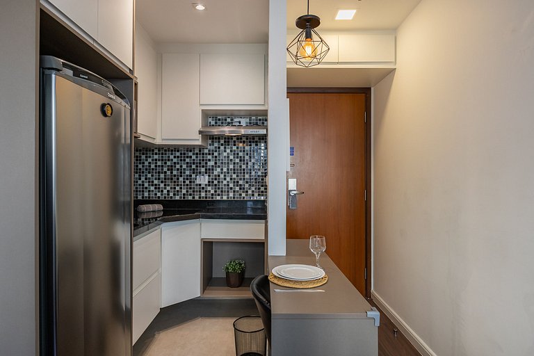 Flat moderno em hotel na Vila Olímpia com vaga