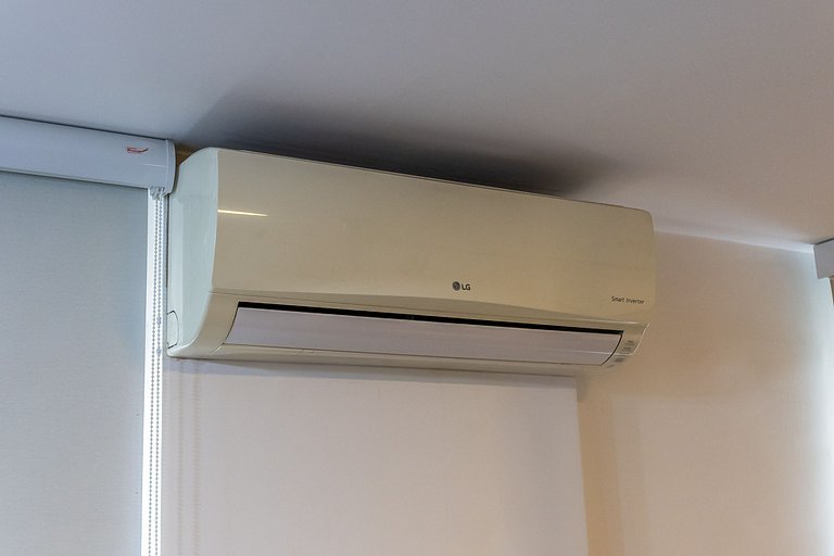 Flat moderno em hotel na Vila Olímpia com vaga