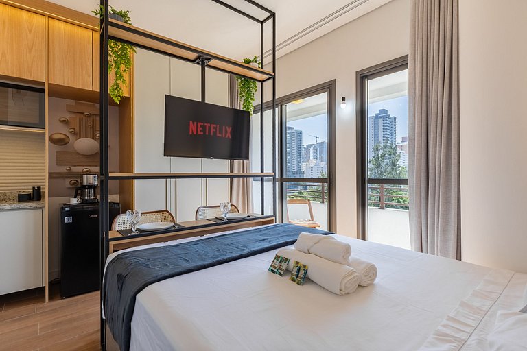 Estiloso Studio no Brooklin | Varanda com vista