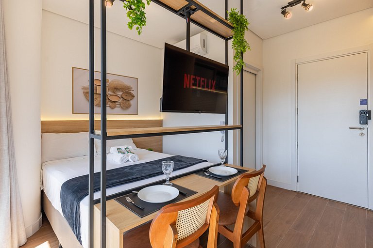 Estiloso Studio no Brooklin | Varanda com vista